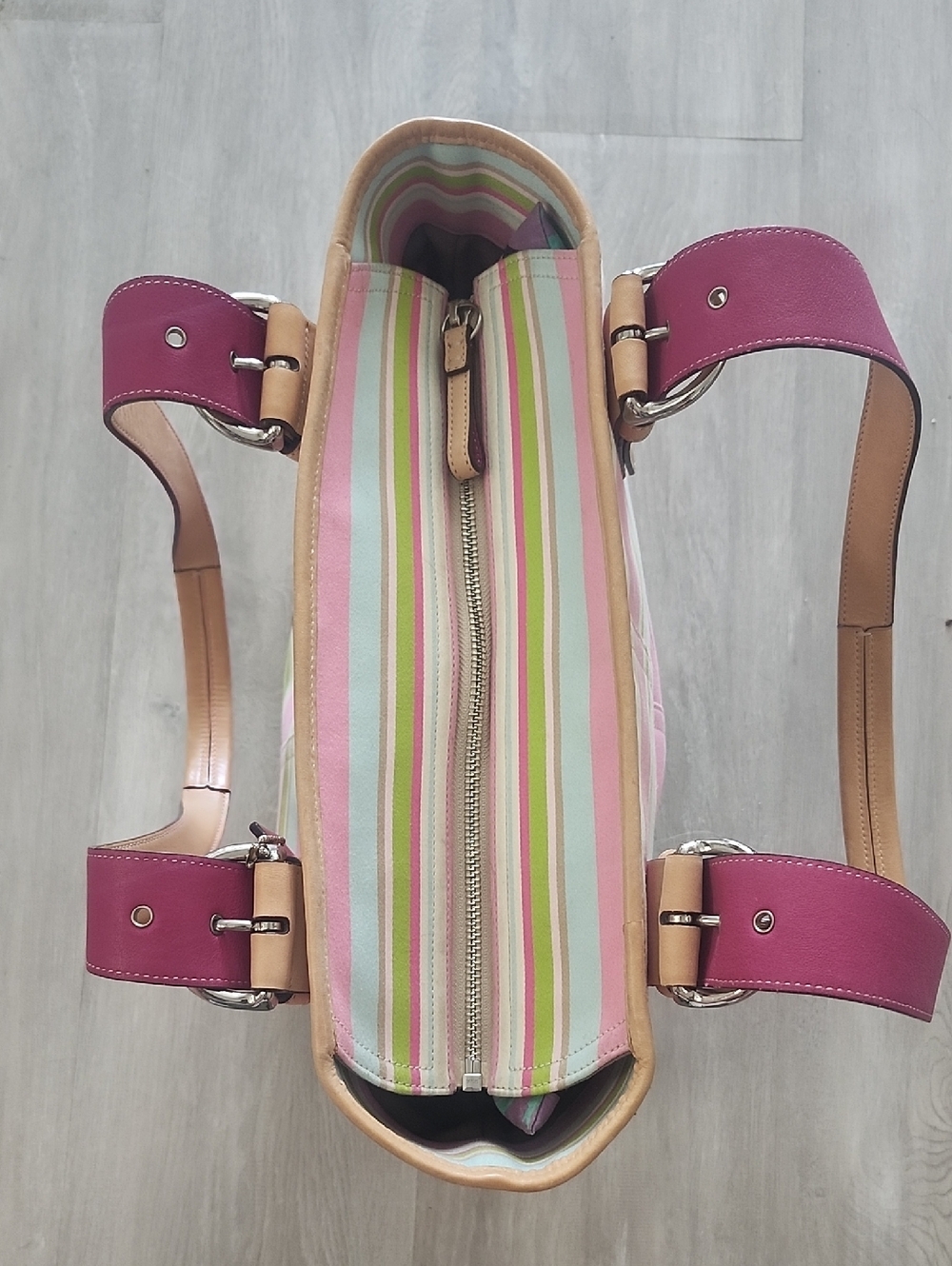 Vintage Coach Hampton Weekend Multi-Colored Stripped Tote - Picture 6 of 12